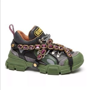 Women’s Gucci Flashtrek Leather Sneakers